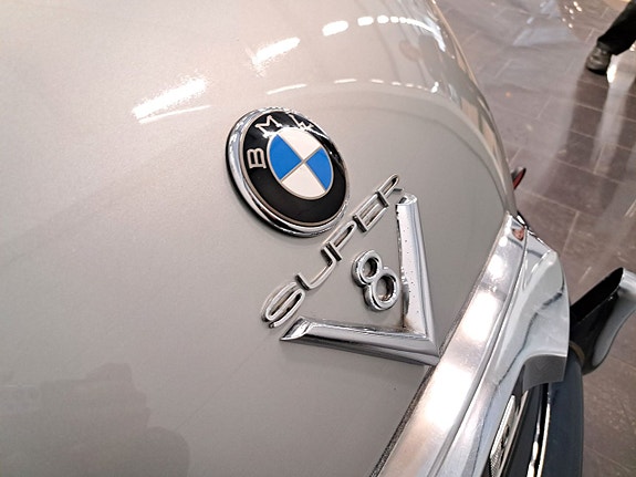 BMW 320 9 of 18