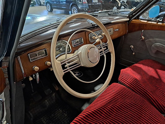 BMW 320 11 of 18