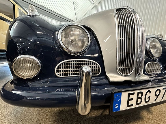BMW 320 6 of 18