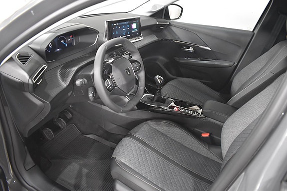 Peugeot 208 5 of 5