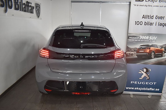 Peugeot 208 9 of 17