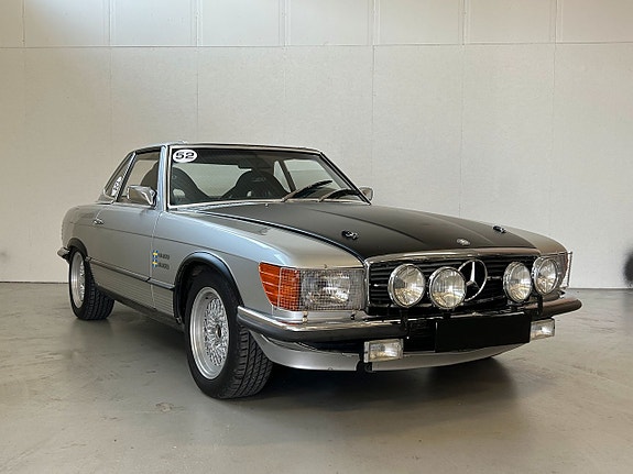 Mercedes-Benz SL350 2 of 5