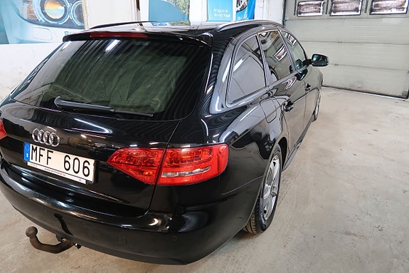 Audi A4 5 of 15