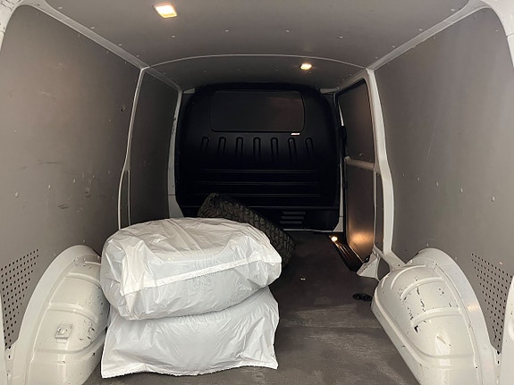 Volkswagen Transporter 7 of 13