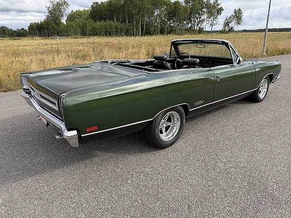 Plymouth GTX 6 of 30