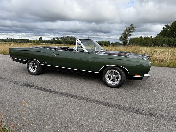 Plymouth GTX 4 of 30