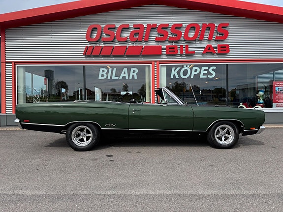 Plymouth GTX 3 of 5