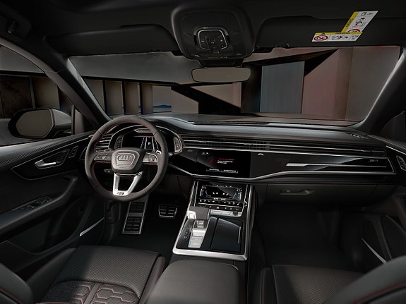 Audi RS Q8 4 of 5