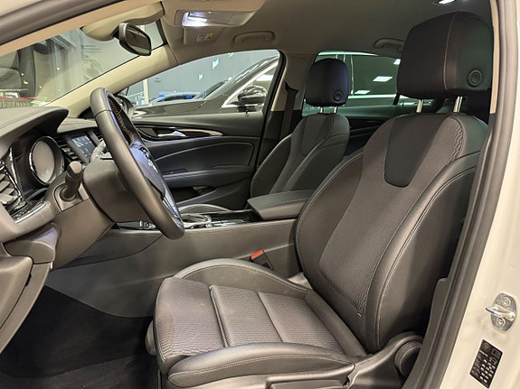 Opel Insignia 10 of 20
