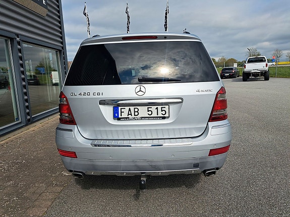 Mercedes-Benz GL420 5 of 5