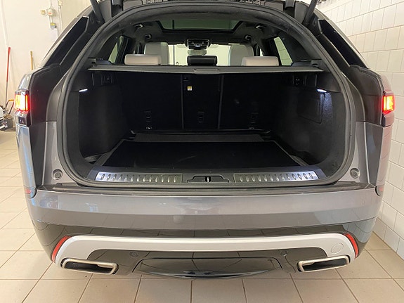 Land Rover Range Rover Velar 17 of 20