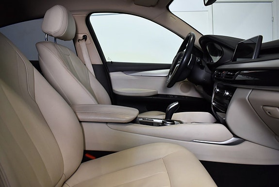 BMW X6 11 of 16