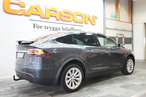 Tesla Model X 5 of 16