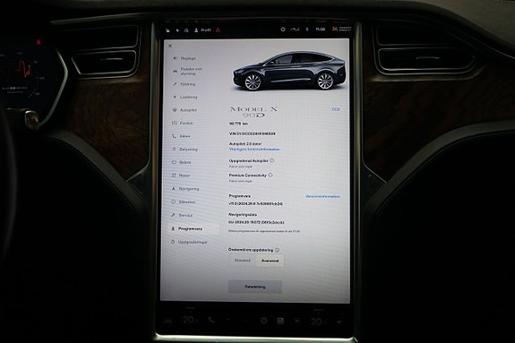 Tesla Model X 16 of 16