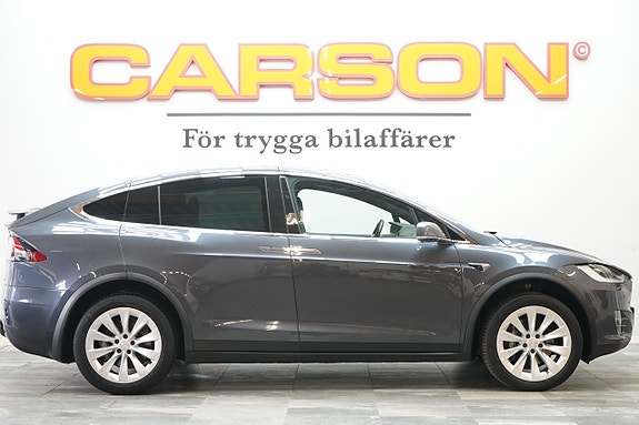 Tesla Model X 3 of 16