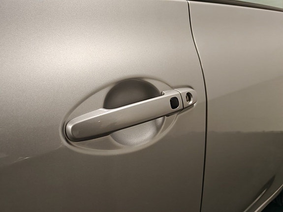 Toyota Auris 18 of 18