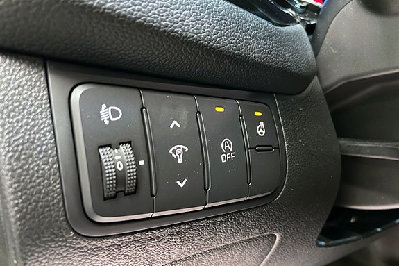 Kia Ceed 17 of 30