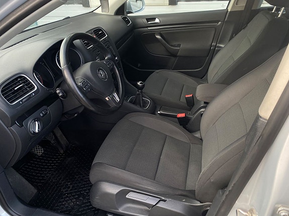 Volkswagen Golf VI 8 of 15