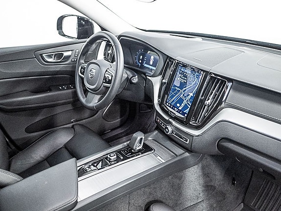 Volvo XC60 5 of 5