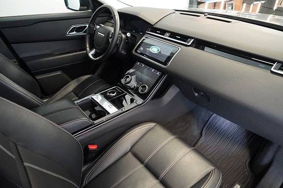Land Rover Range Rover Velar 7 of 12