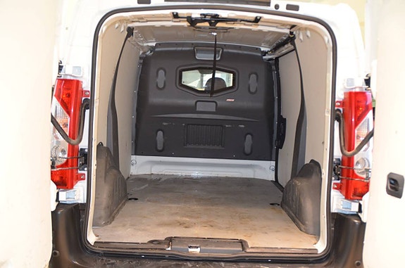 Citroen Jumpy 8 of 21