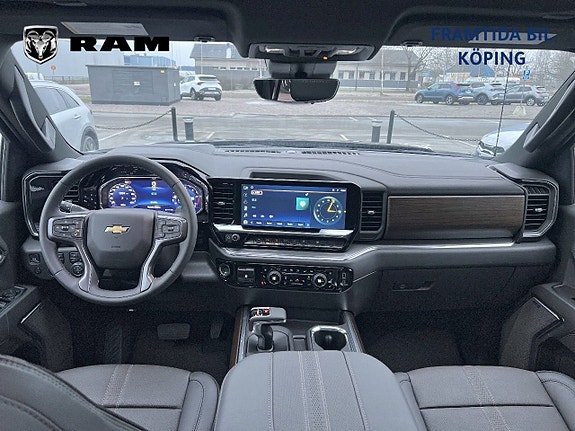 Chevrolet Silverado 1500 7 of 21
