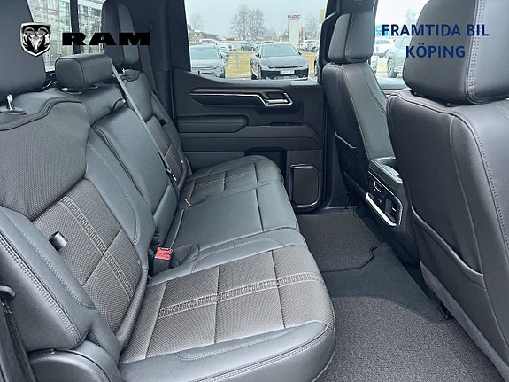 Chevrolet Silverado 1500 15 of 21