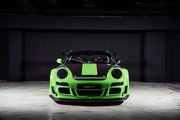 Porsche 911 2 of 5