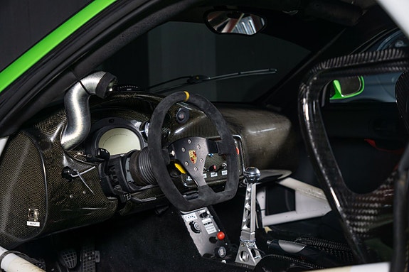 Porsche 911 6 of 8