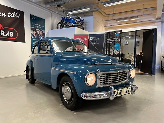 Volvo PV 6 of 17