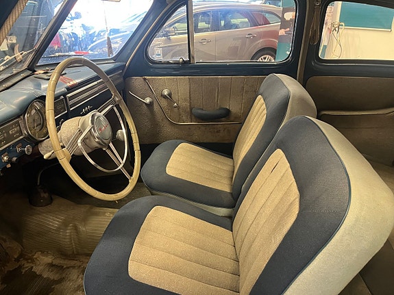 Volvo PV 11 of 17