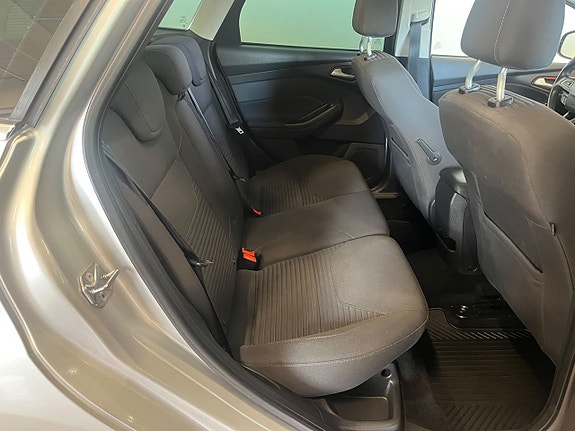 Ford Focus 15 of 21