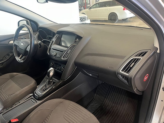 Ford Focus 18 of 21