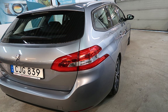 Peugeot 308 SW 6 of 17