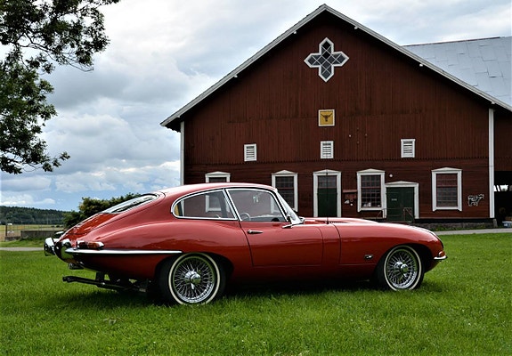 Jaguar E-TYPE 8 of 30