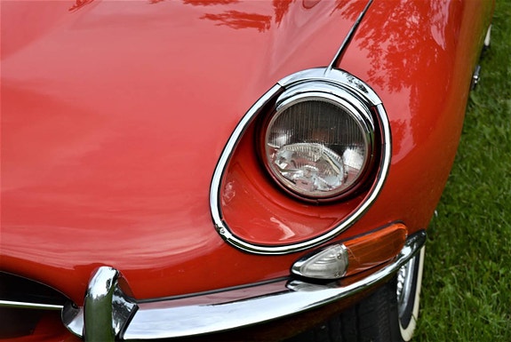 Jaguar E-TYPE 4 of 5