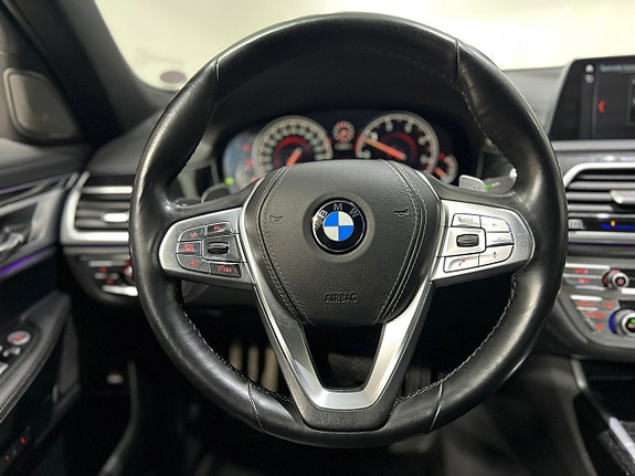BMW 730 15 of 25