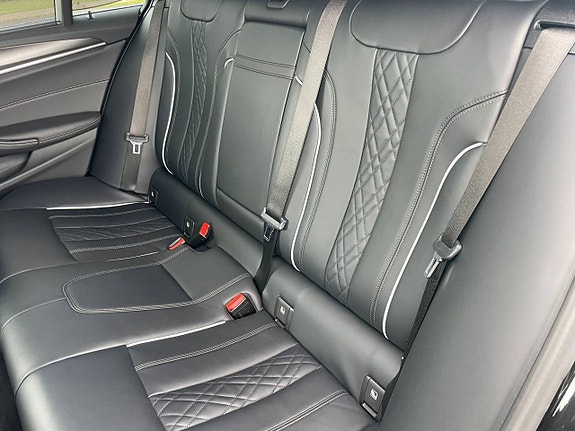 BMW 520 11 of 12
