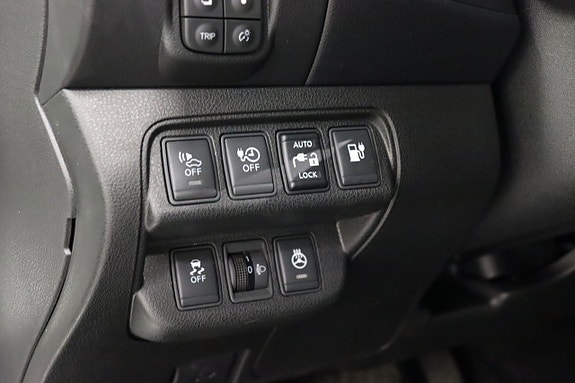 Nissan Leaf 12 of 18