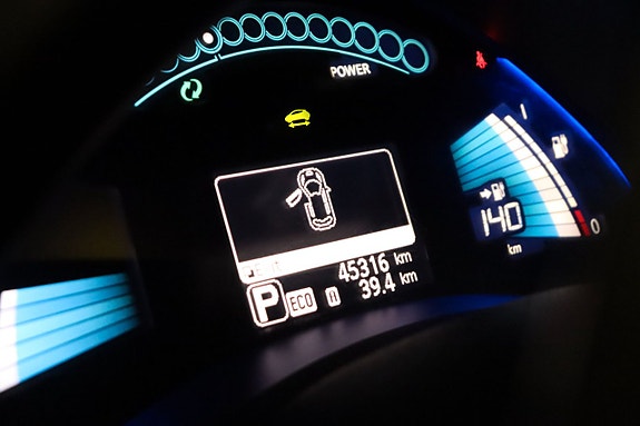Nissan Leaf 18 of 18