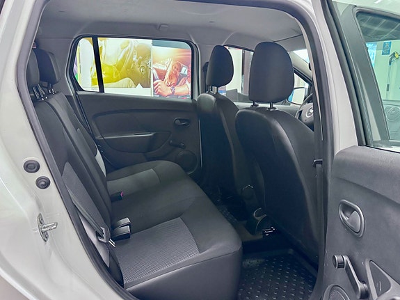 Dacia Logan 7 of 12