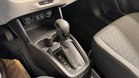 Suzuki Swift 12 of 17