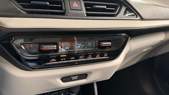 Suzuki Swift 13 of 17