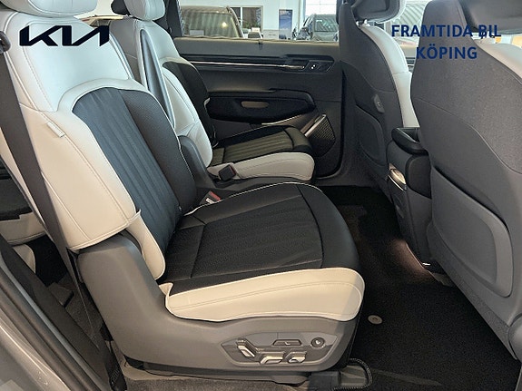 Kia EV9 15 of 20