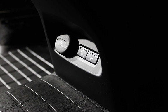 Volvo XC40 24 of 26