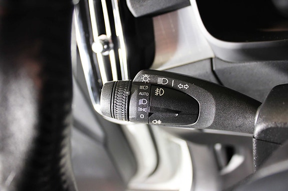 Volvo XC40 18 of 26