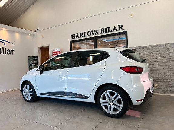 Renault Clio 5 of 17