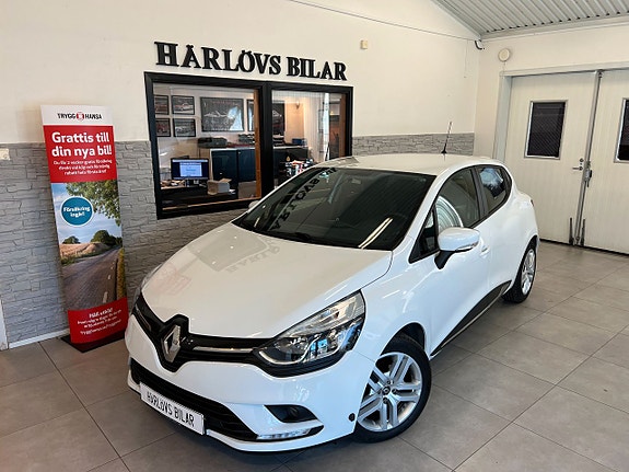 Renault Clio 8 of 17