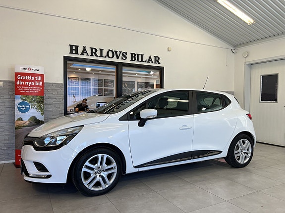 Renault Clio 3 of 17