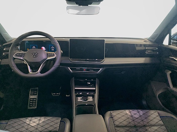 Volkswagen Tiguan 12 of 12